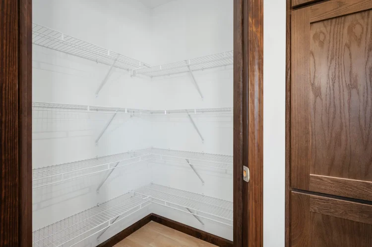 Walk-in closet