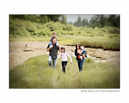 Family walking in Campbell River