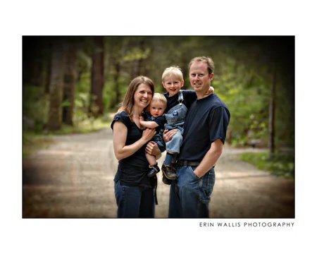 happy family Quinsam Campground in campbell river family smiles