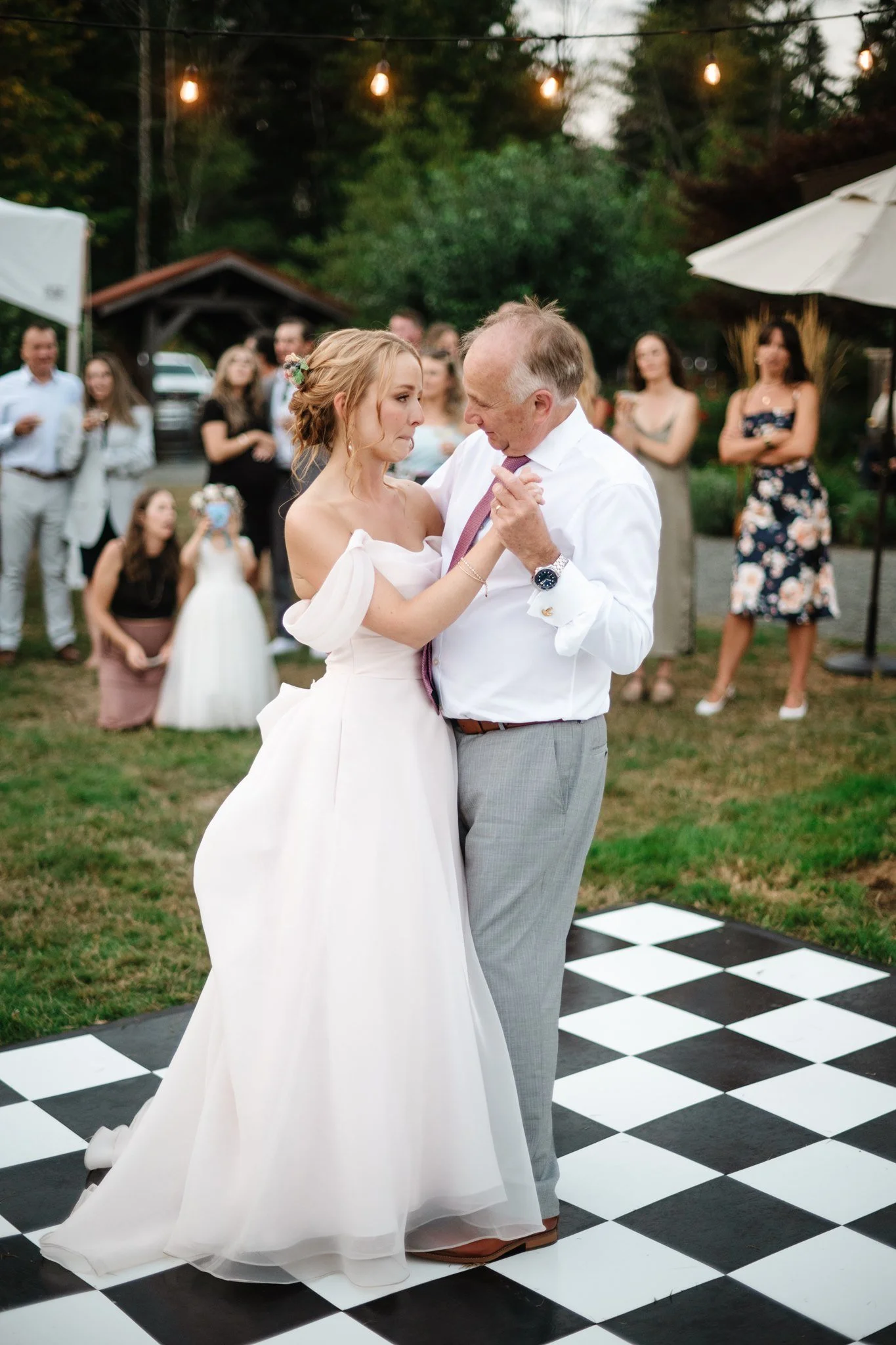 A dance on the checkered floor