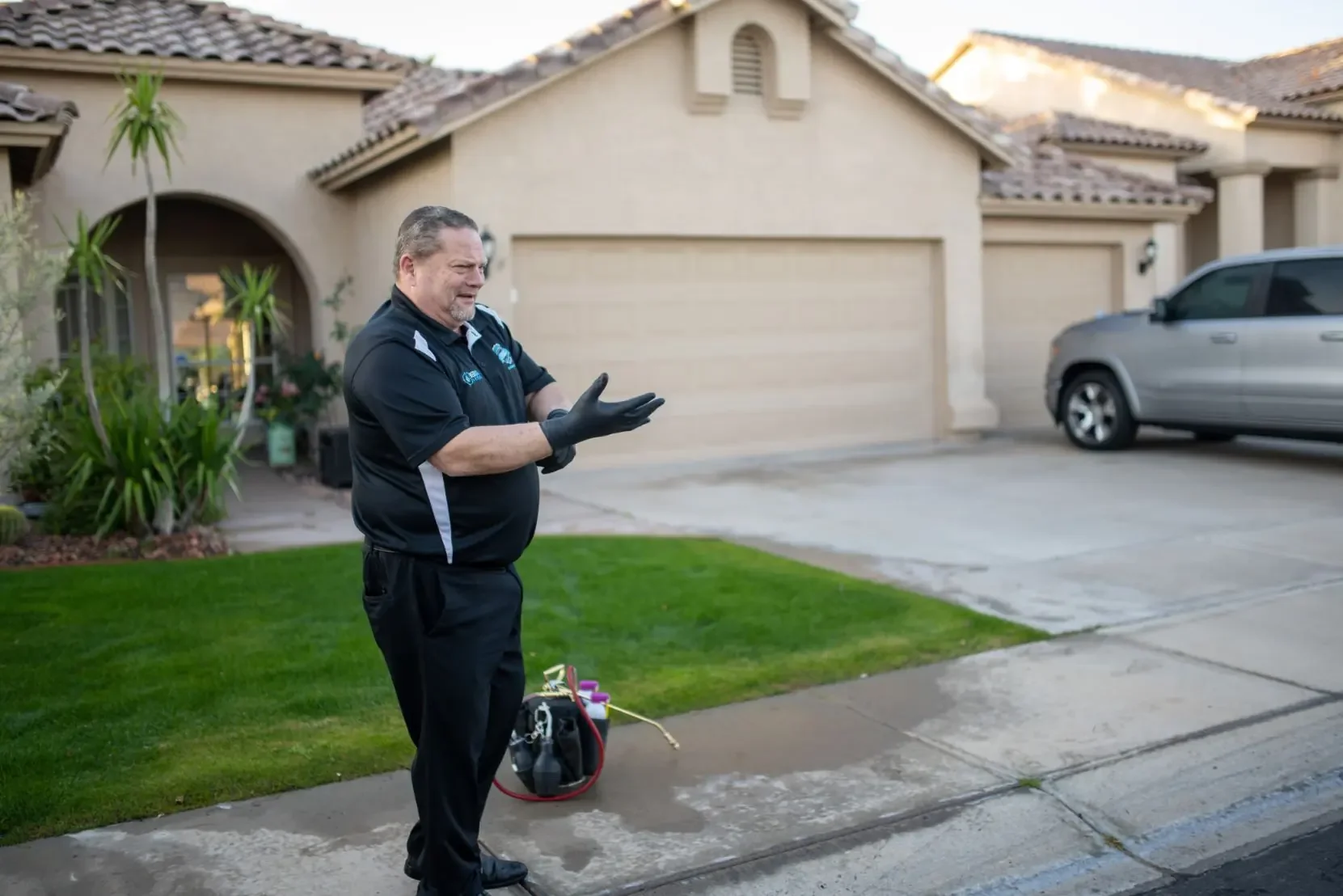 Bed Bugs Arizona arriving at a home, Bed Bug Exterminator in Goodyear, AZ
