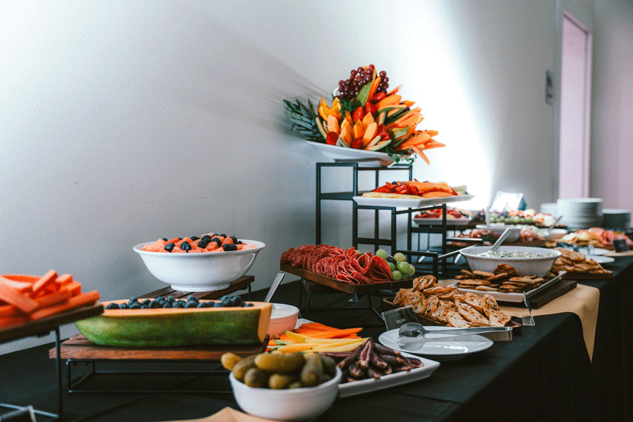 Elegant wedding reception decor