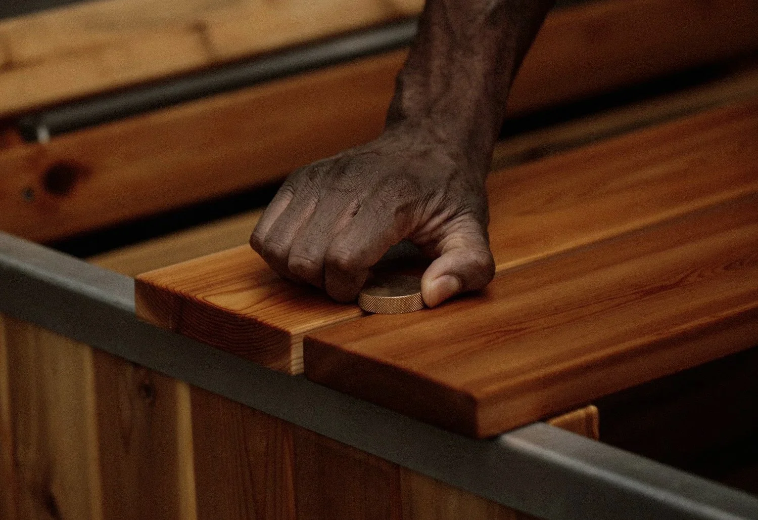 Goodland cedar tub detail, product design by Carolina Marques