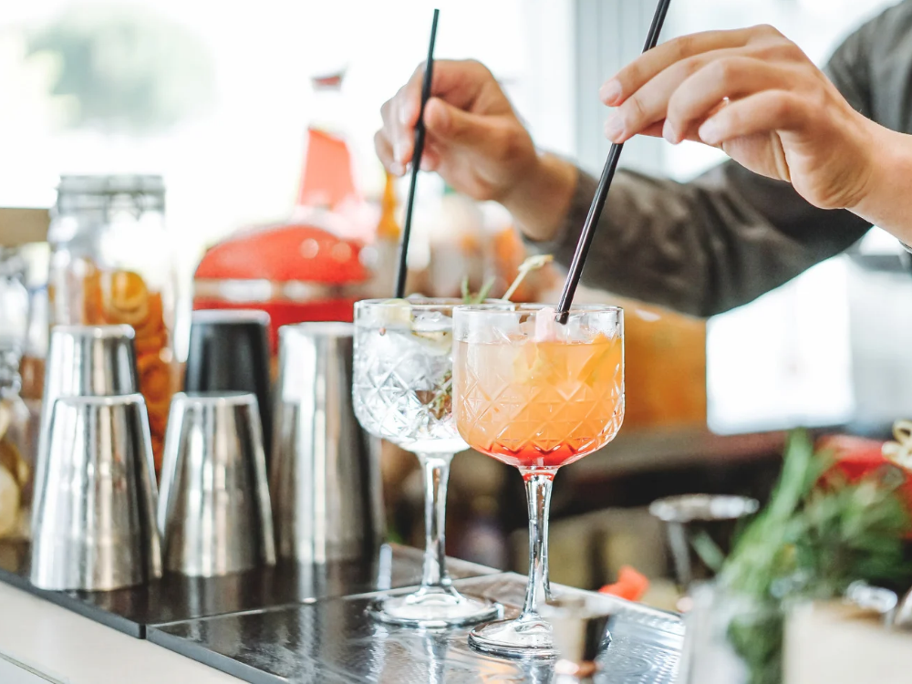 Bar 480