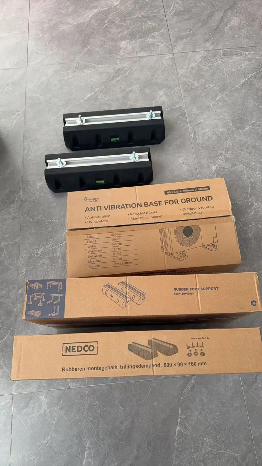 Supports and product packaging