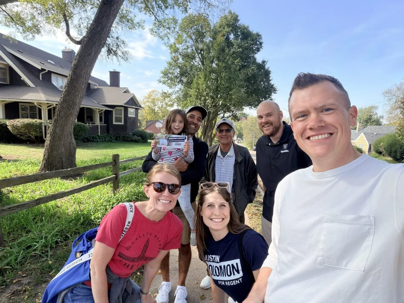 Knocking doors with neighbors