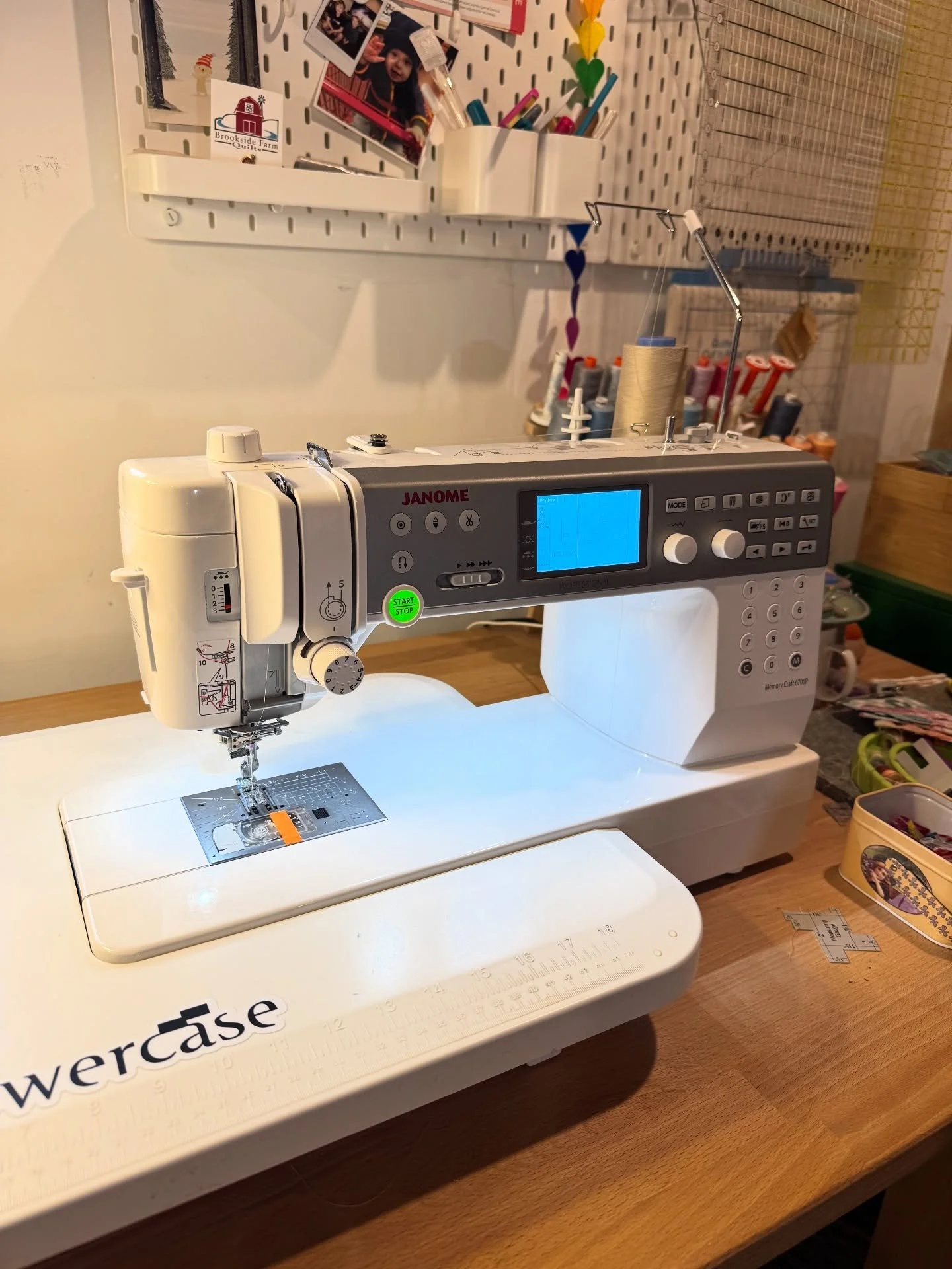 It&rsquo;s sewing machine day for #igquiltfest. I have 4 sewing machines! 

My main squeeze is my Janome MC6700p. I love this machine. Quilts like a champ. Roomy. Really really pleasant to sew on. 

My second favorite is the vintage Singer 239 I pick