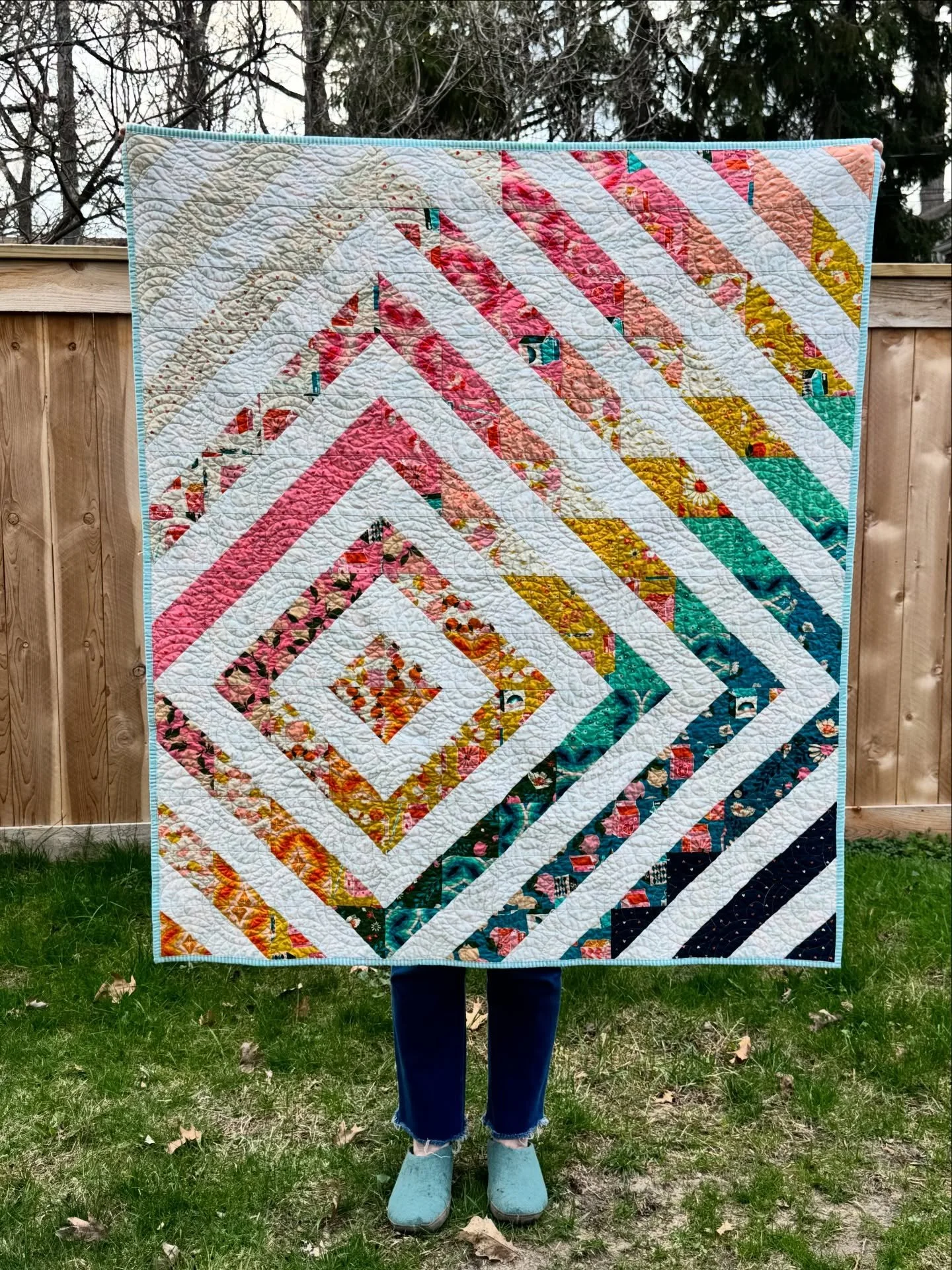 Quilt parade of very recent finishes. Well, sort of. I made the top for the first quilt last year&hellip;got it long-armed&hellip;and only just put a binding on it. Quilt two all happened in the last week. Quilt timelines are funny like that. 

Not s