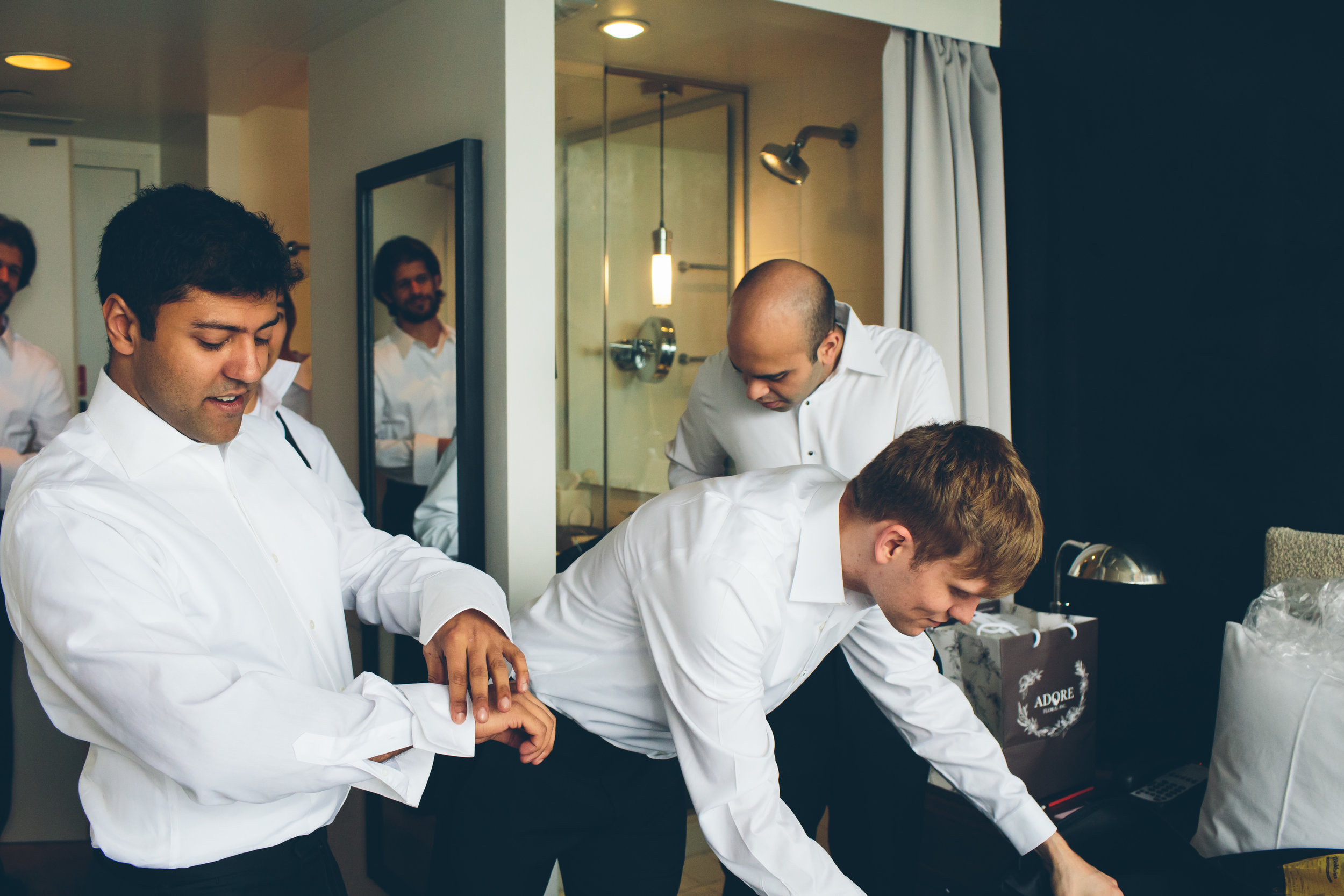 MARYBETH-THOMAS-NYC-WEDDING-GROOMPREP-CYNTHIACHUNG-0013.jpg