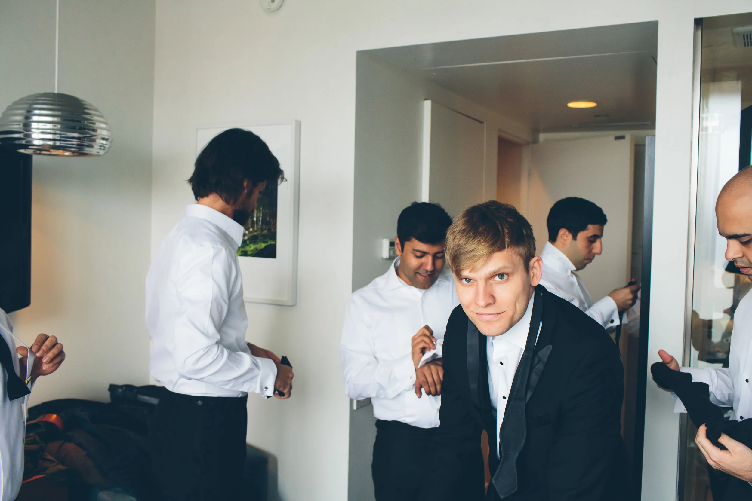 MARYBETH-THOMAS-NYC-WEDDING-GROOMPREP-CYNTHIACHUNG-0019.jpg