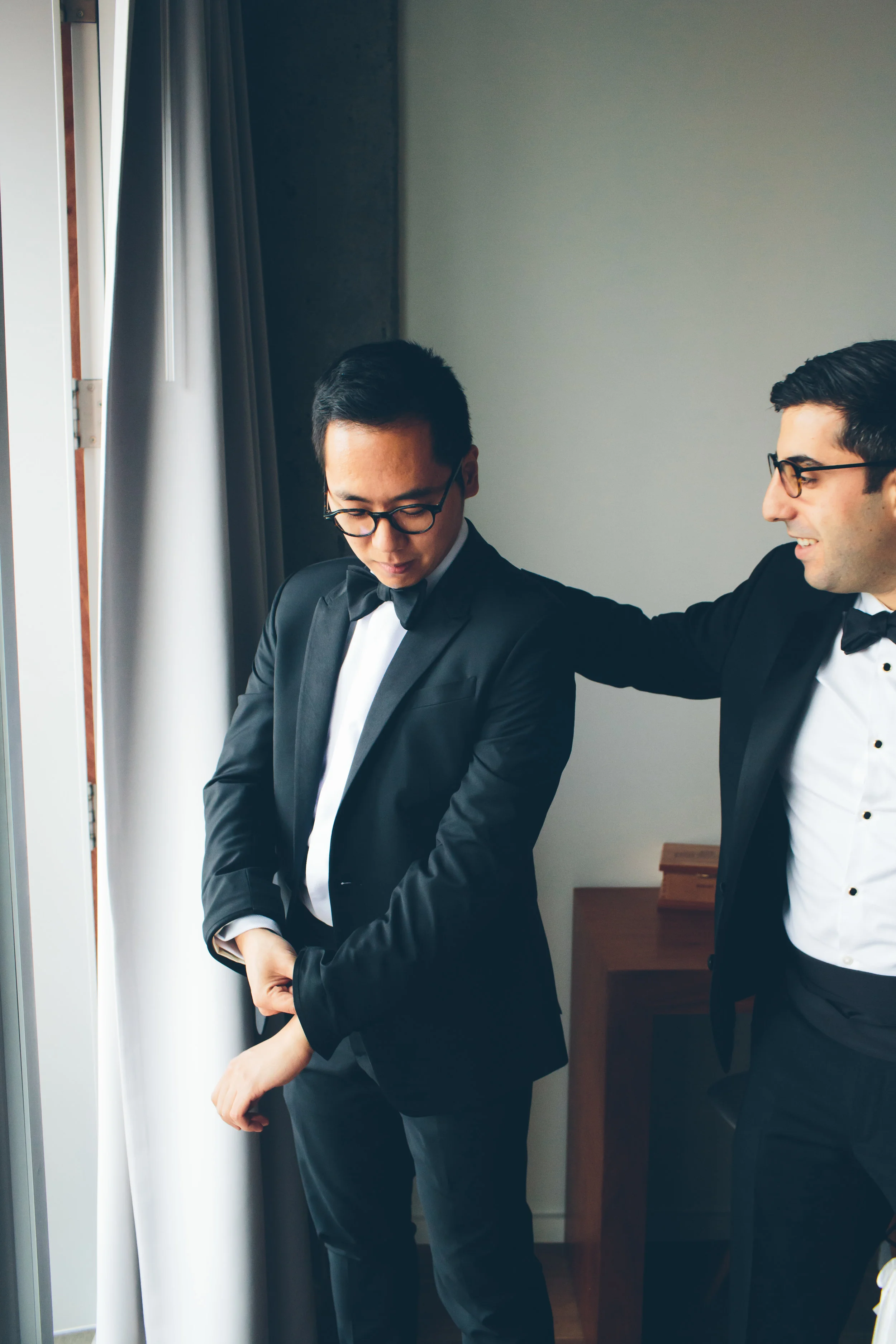 MARYBETH-THOMAS-NYC-WEDDING-GROOMPREP-CYNTHIACHUNG-0053.jpg