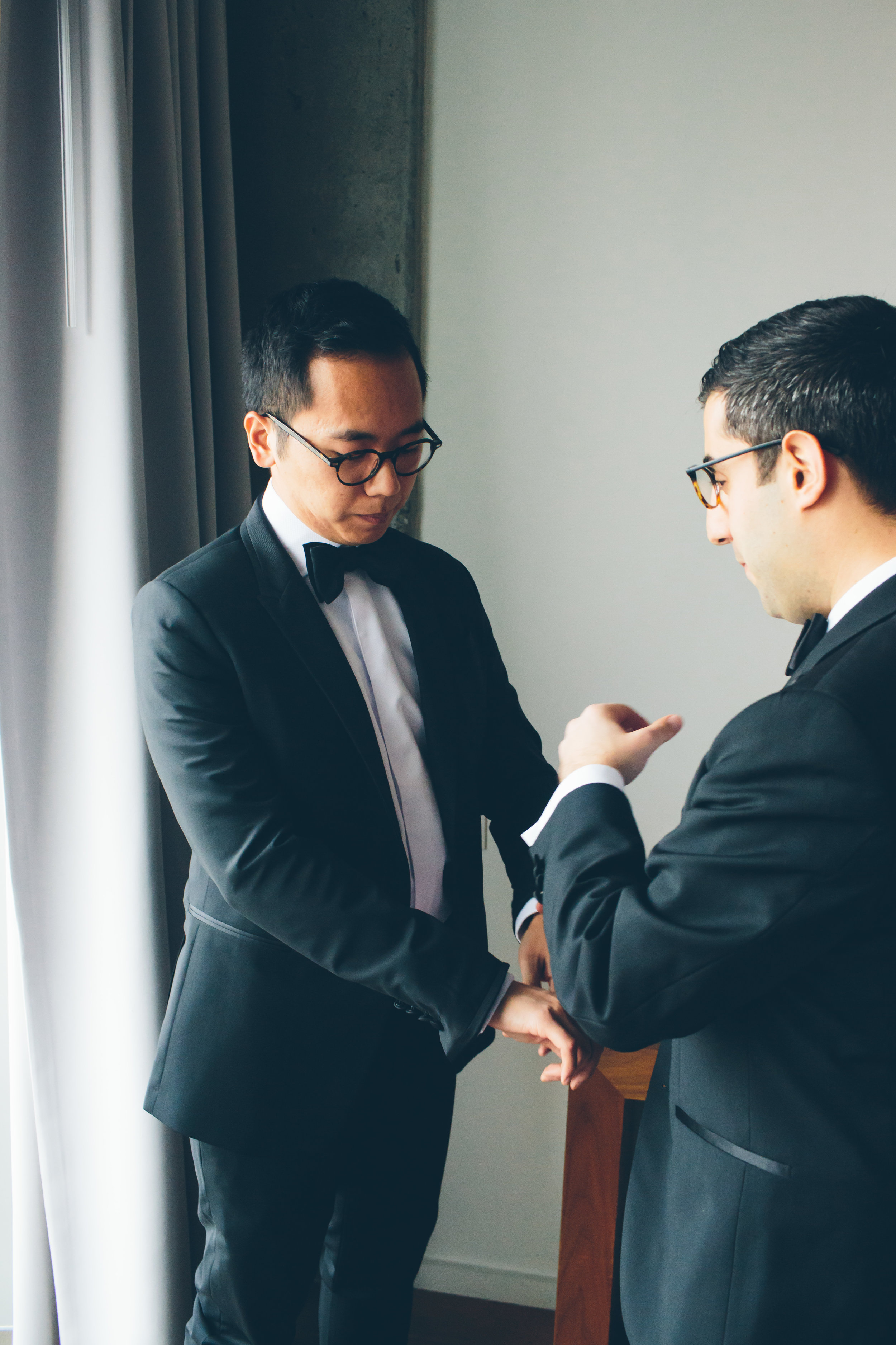 MARYBETH-THOMAS-NYC-WEDDING-GROOMPREP-CYNTHIACHUNG-0060.jpg