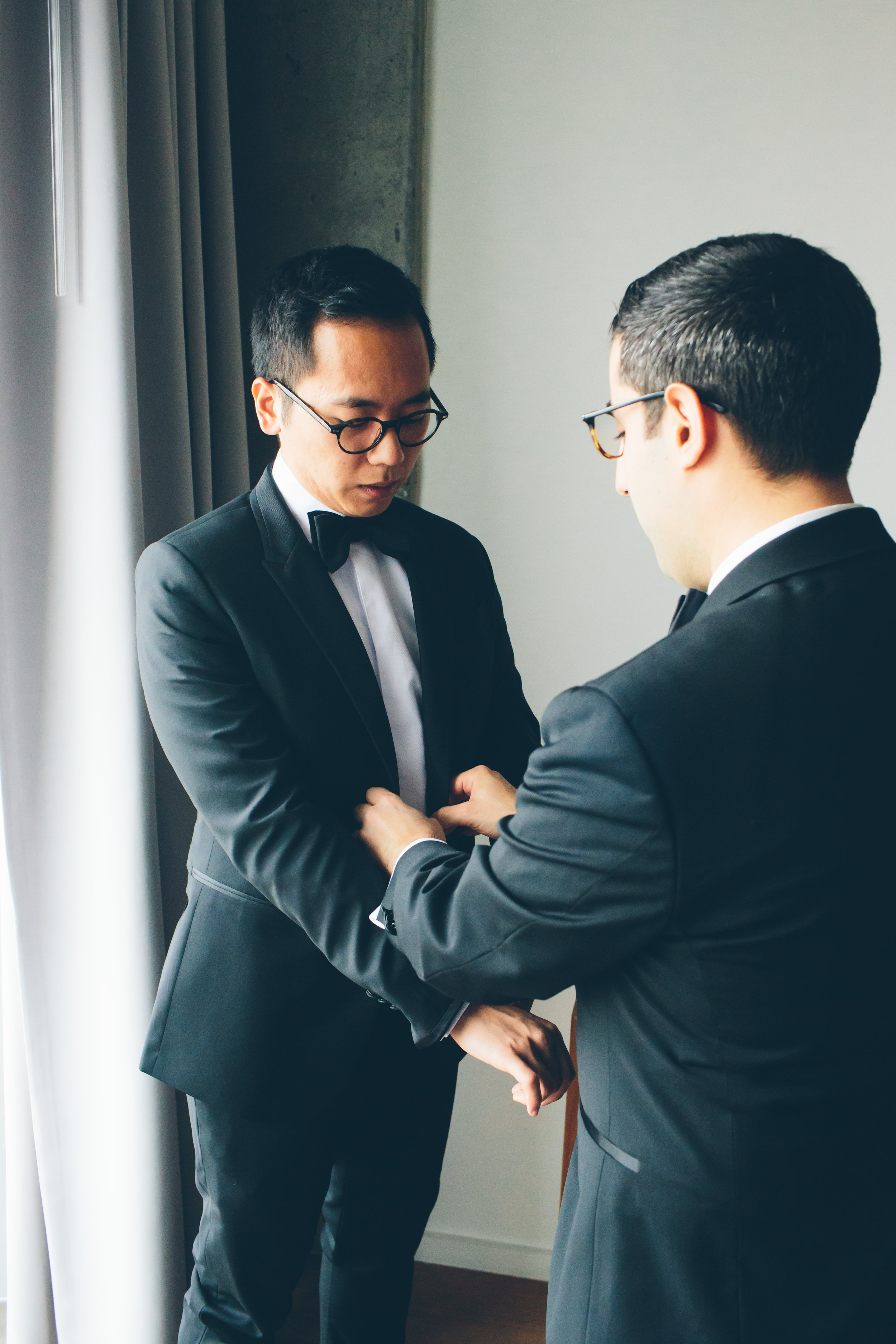 MARYBETH-THOMAS-NYC-WEDDING-GROOMPREP-CYNTHIACHUNG-0061.jpg