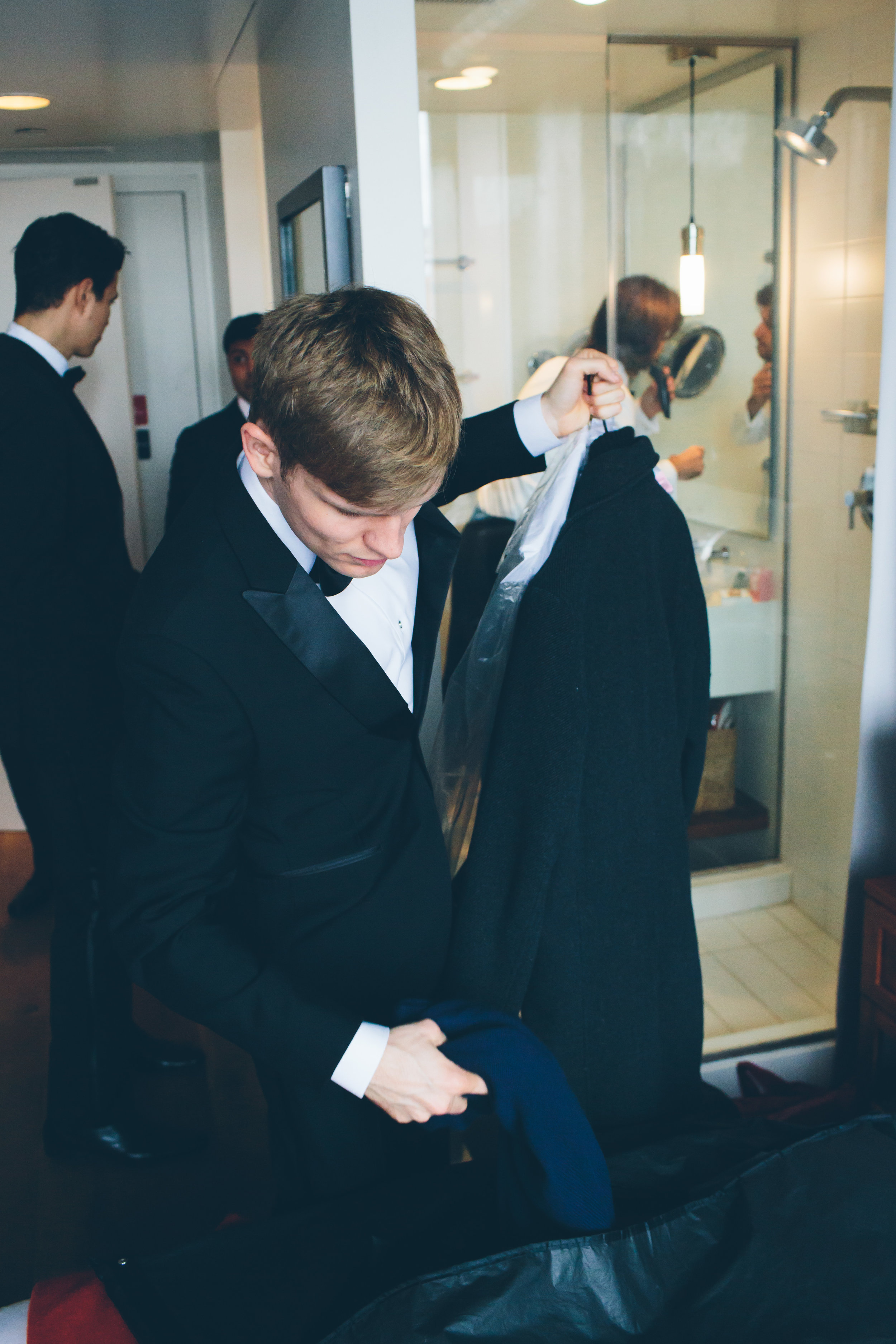 MARYBETH-THOMAS-NYC-WEDDING-GROOMPREP-CYNTHIACHUNG-0066.jpg