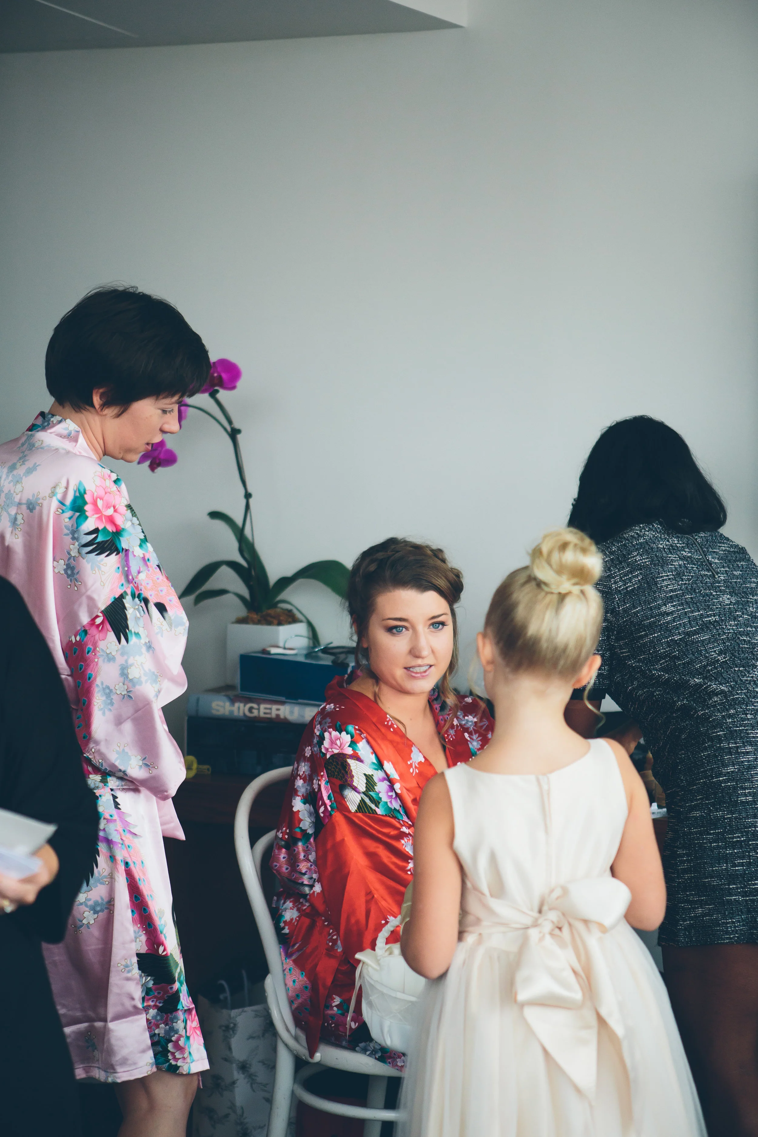 MARYBETH-THOMAS-NYC-WEDDING-BRIDEPREP-CYNTHIACHUNG-0094.jpg