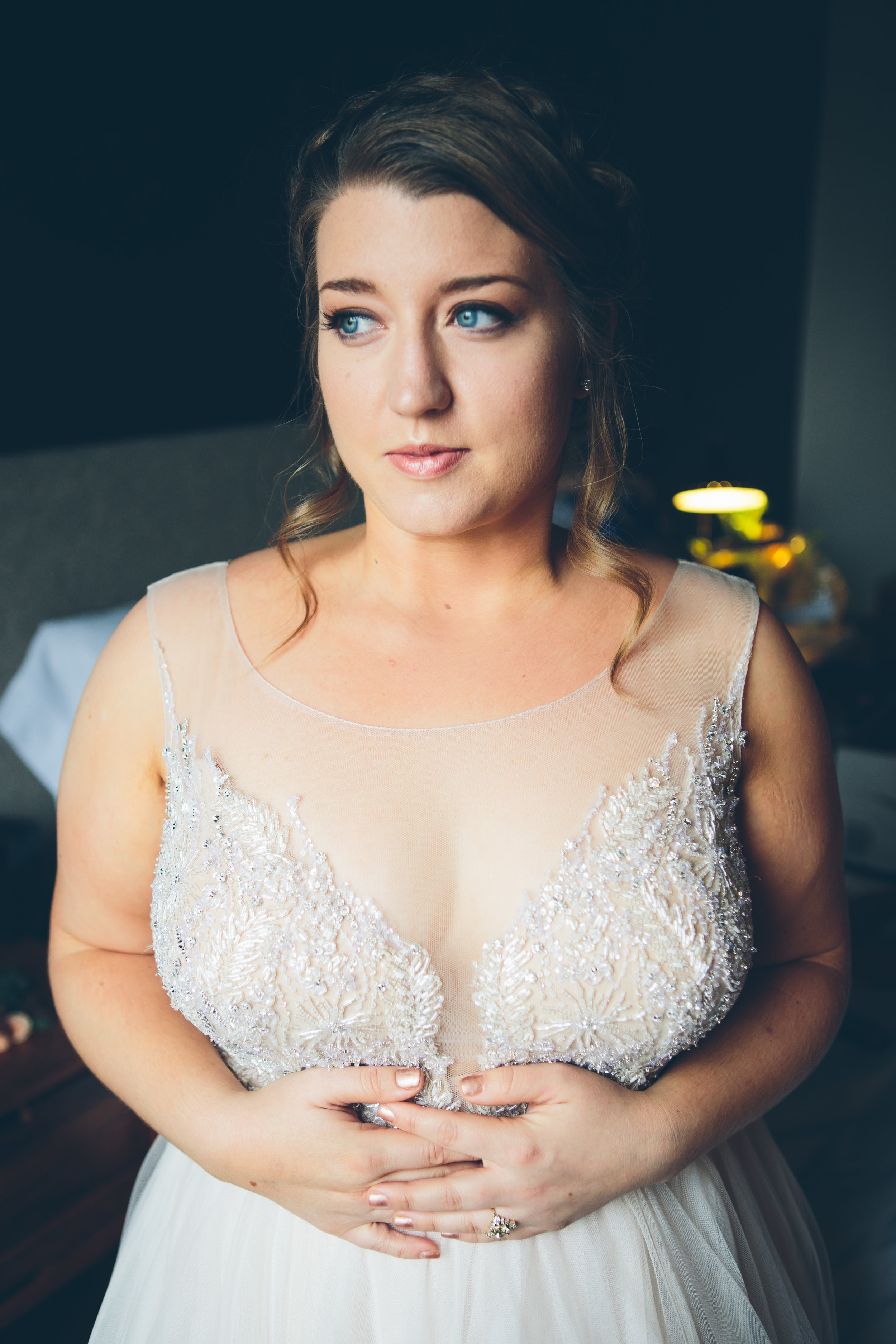 MARYBETH-THOMAS-NYC-WEDDING-BRIDEPREP-CYNTHIACHUNG-0173.jpg