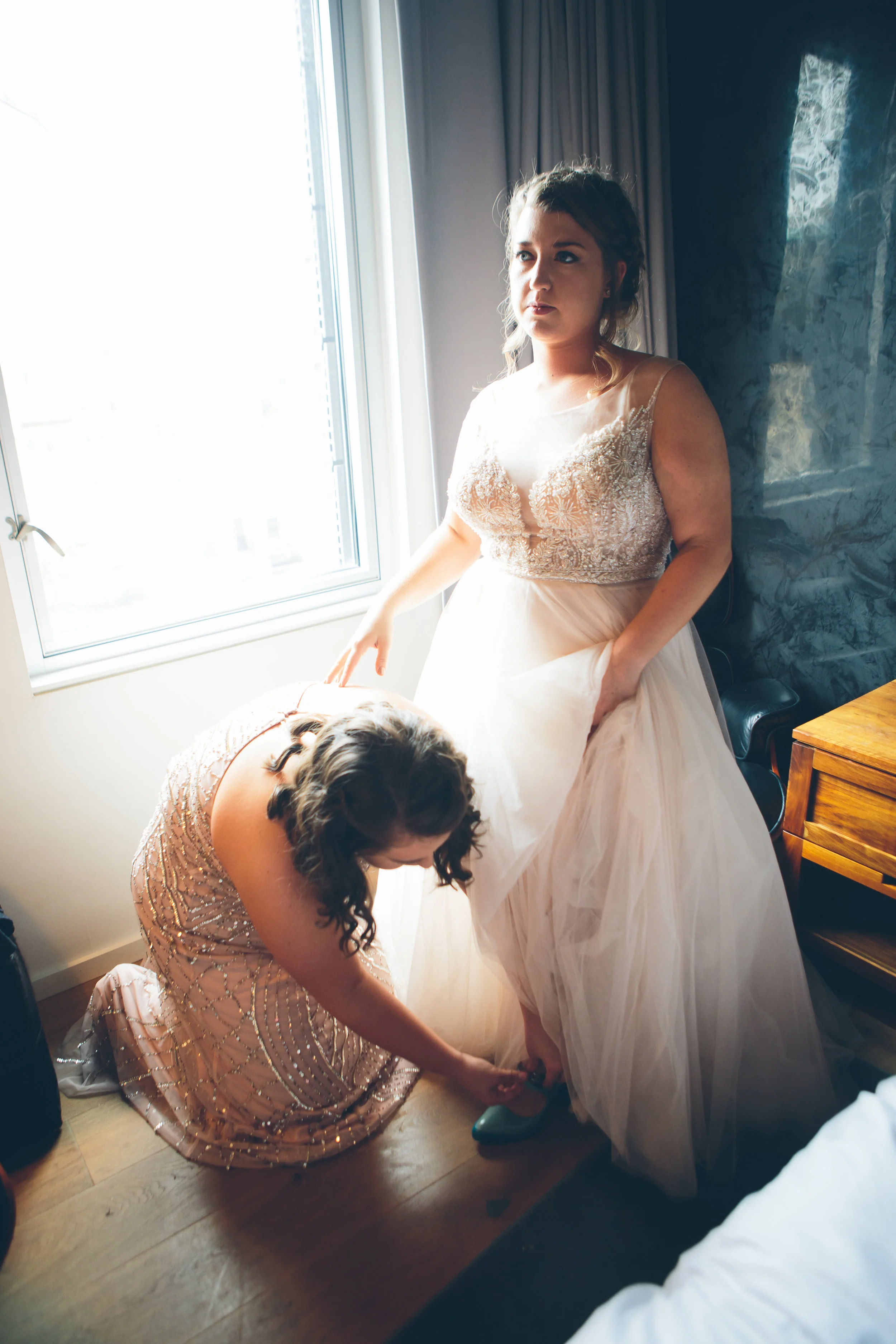 MARYBETH-THOMAS-NYC-WEDDING-BRIDEPREP-CYNTHIACHUNG-0204.jpg