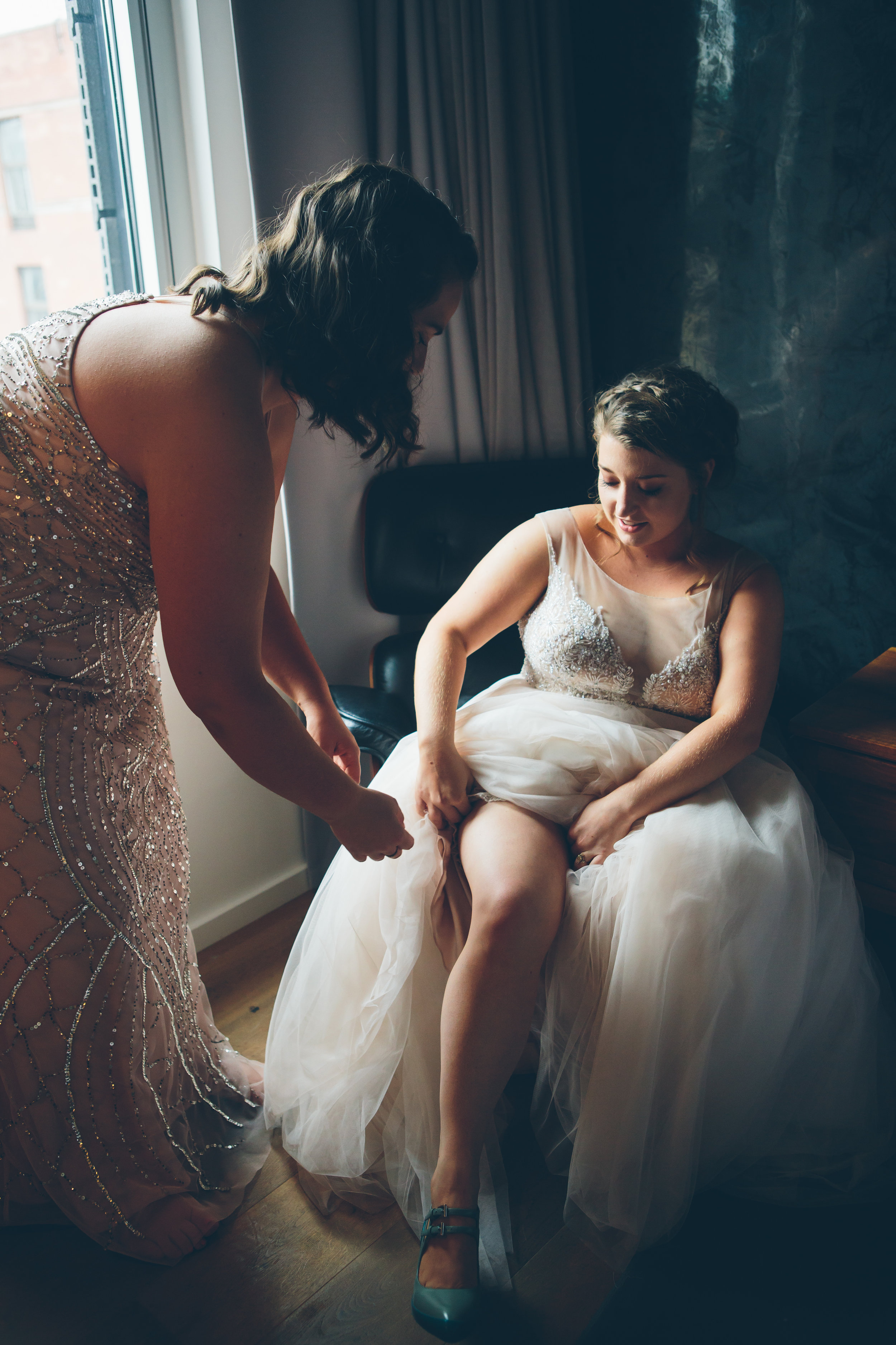 MARYBETH-THOMAS-NYC-WEDDING-BRIDEPREP-CYNTHIACHUNG-0209.jpg
