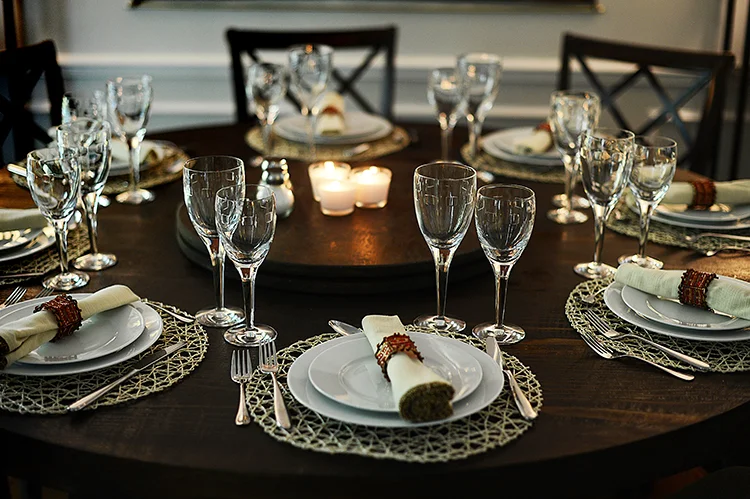 make your moment: life list #38 - host a grown-up dinner party