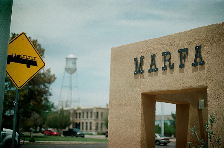 chookooloonks wild west road trip/film friday: marfa