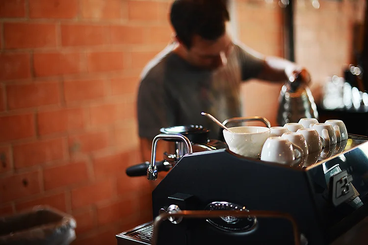 random thoughts:  in search of the perfect coffeehouse