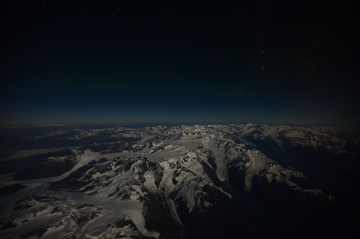That's a green stripe above the horizon, right? That's gotta be it, right?