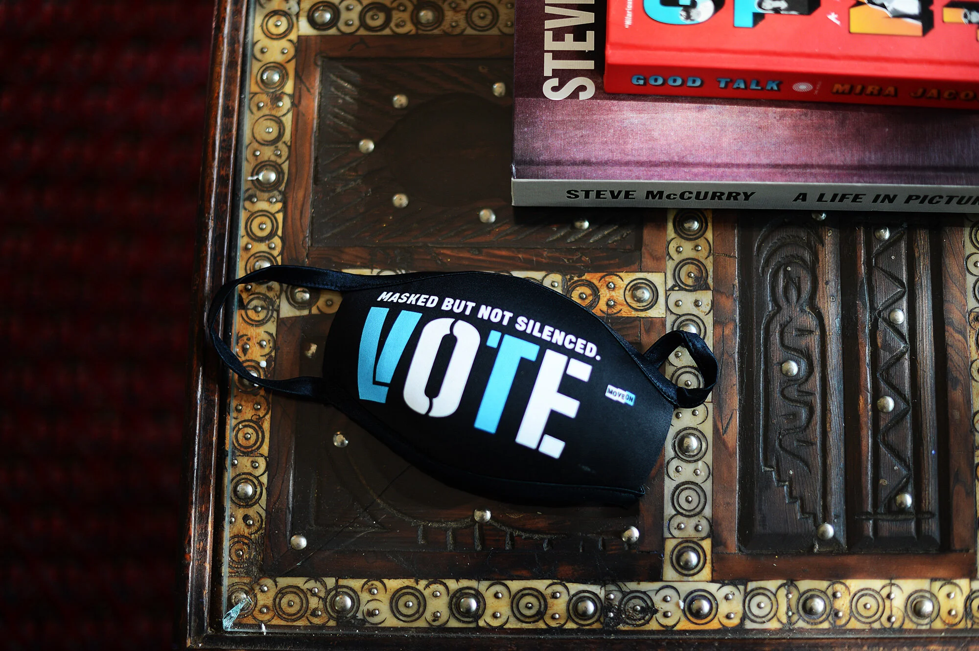 i'm not kidding:  register to vote (74/100)
