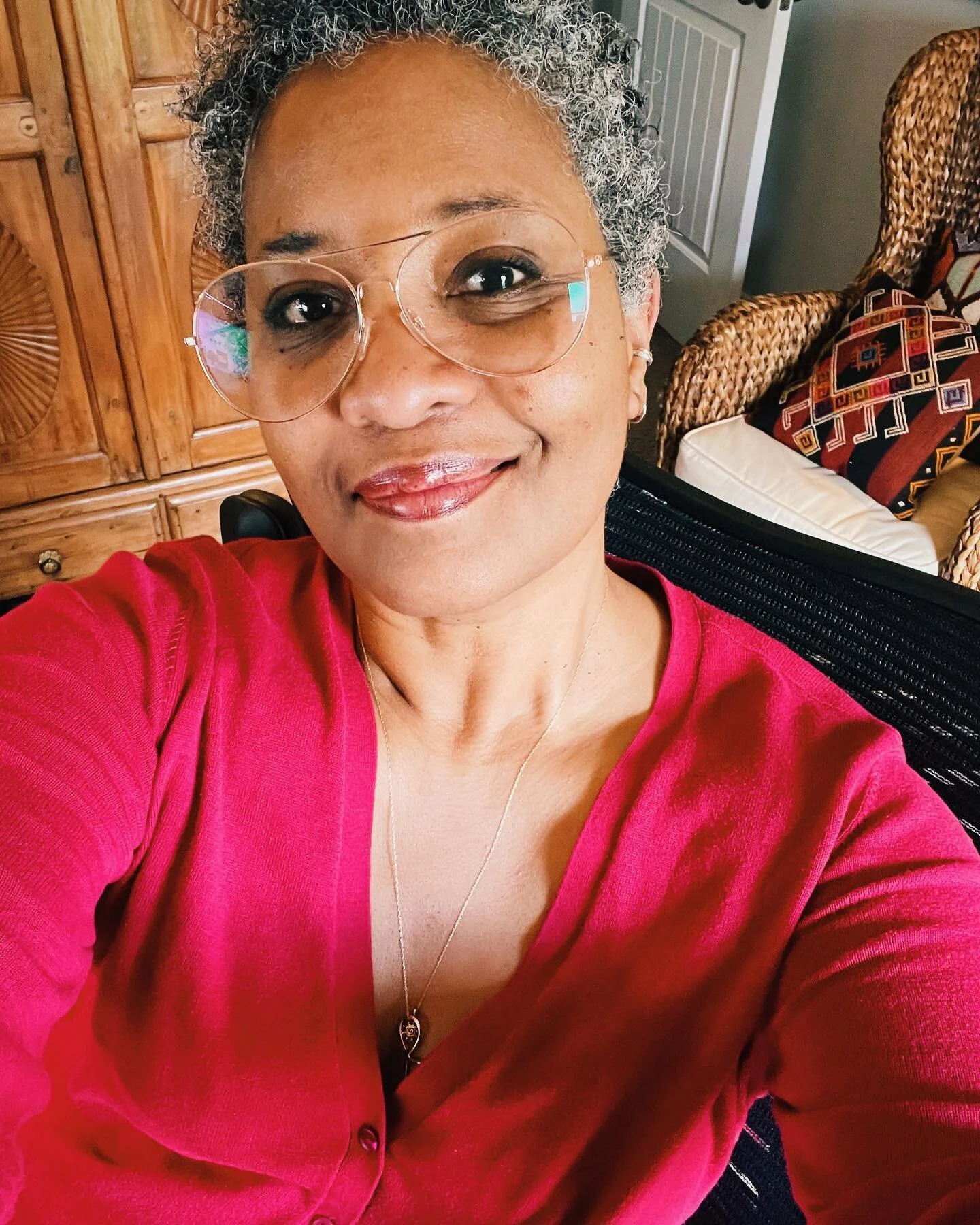 It&rsquo;s been a few years since I&rsquo;ve introduced myself here on Instagram - in fact, it&rsquo;s been almost 3 years. Not only has a lot happened in that time, but also a lot has changed in that time. Hell, I&rsquo;VE changed. So I thought I&rs