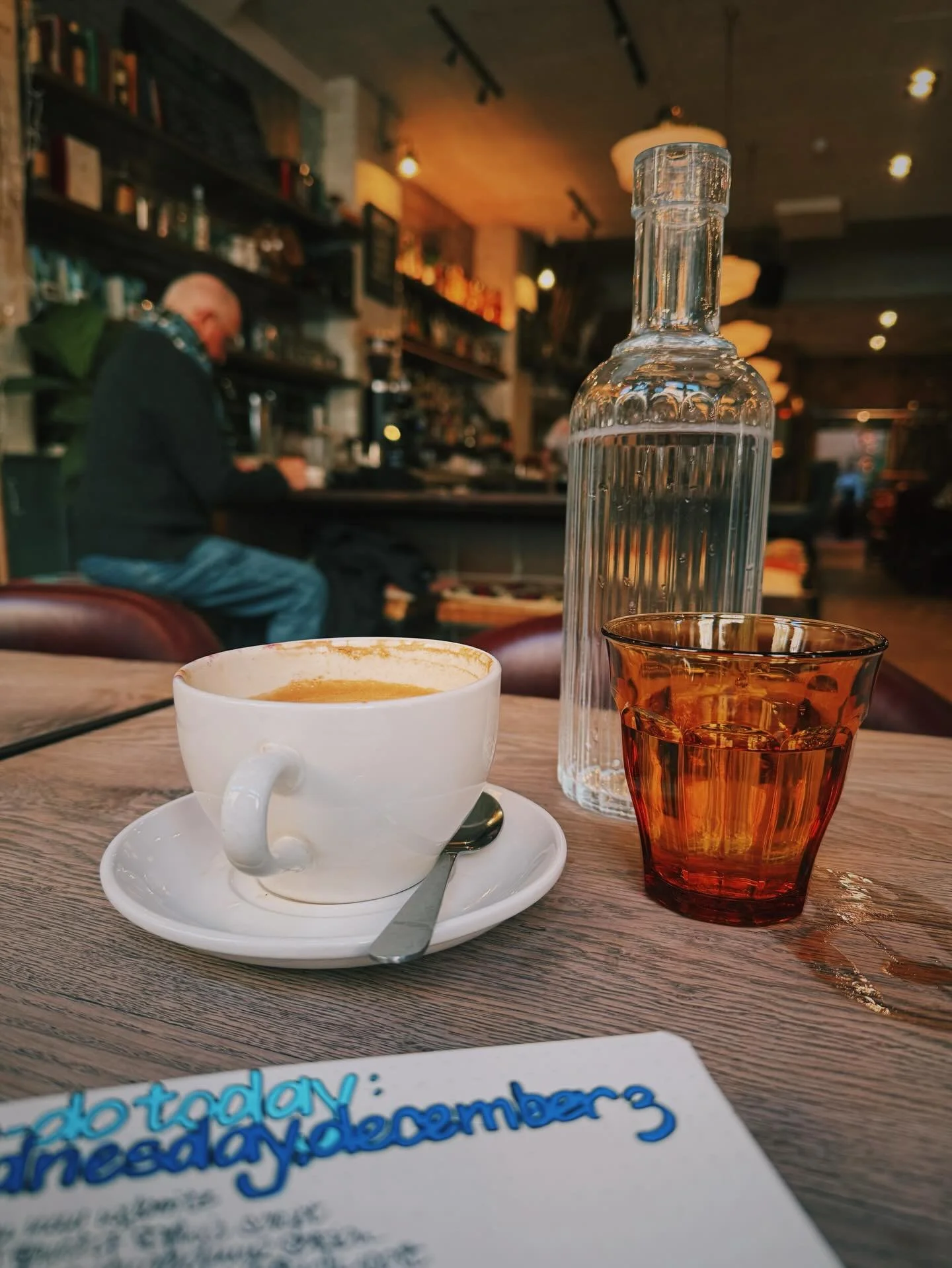 So here&rsquo;s the stereotype about England that is absolutely true &mdash; it rains all. the. time. Even on sunny days, a passing rain shower is almost expected. Because of this, when it&rsquo;s sunny, the call to go outside is strong. Especially w