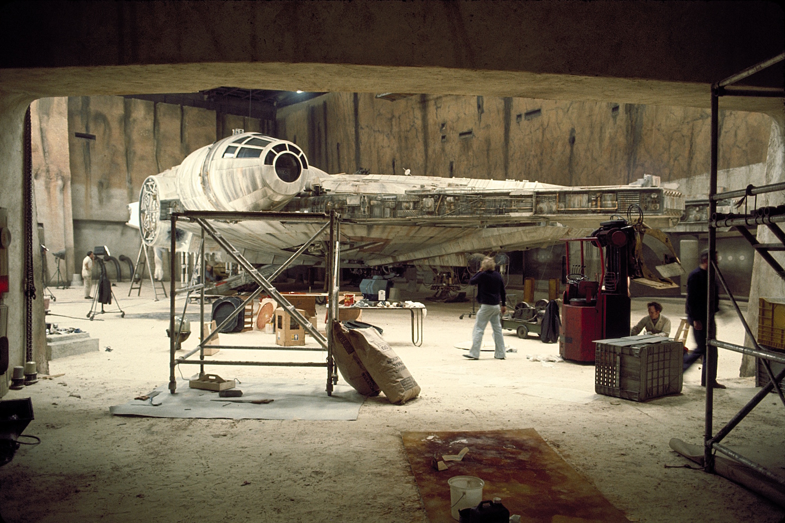  Docking Bay 94 was one of the first scenes shot at Elstree. Only half of the Falcon was built. When shooting finished, the set around the ship was torn down only to be rebuilt as the Death Star. 