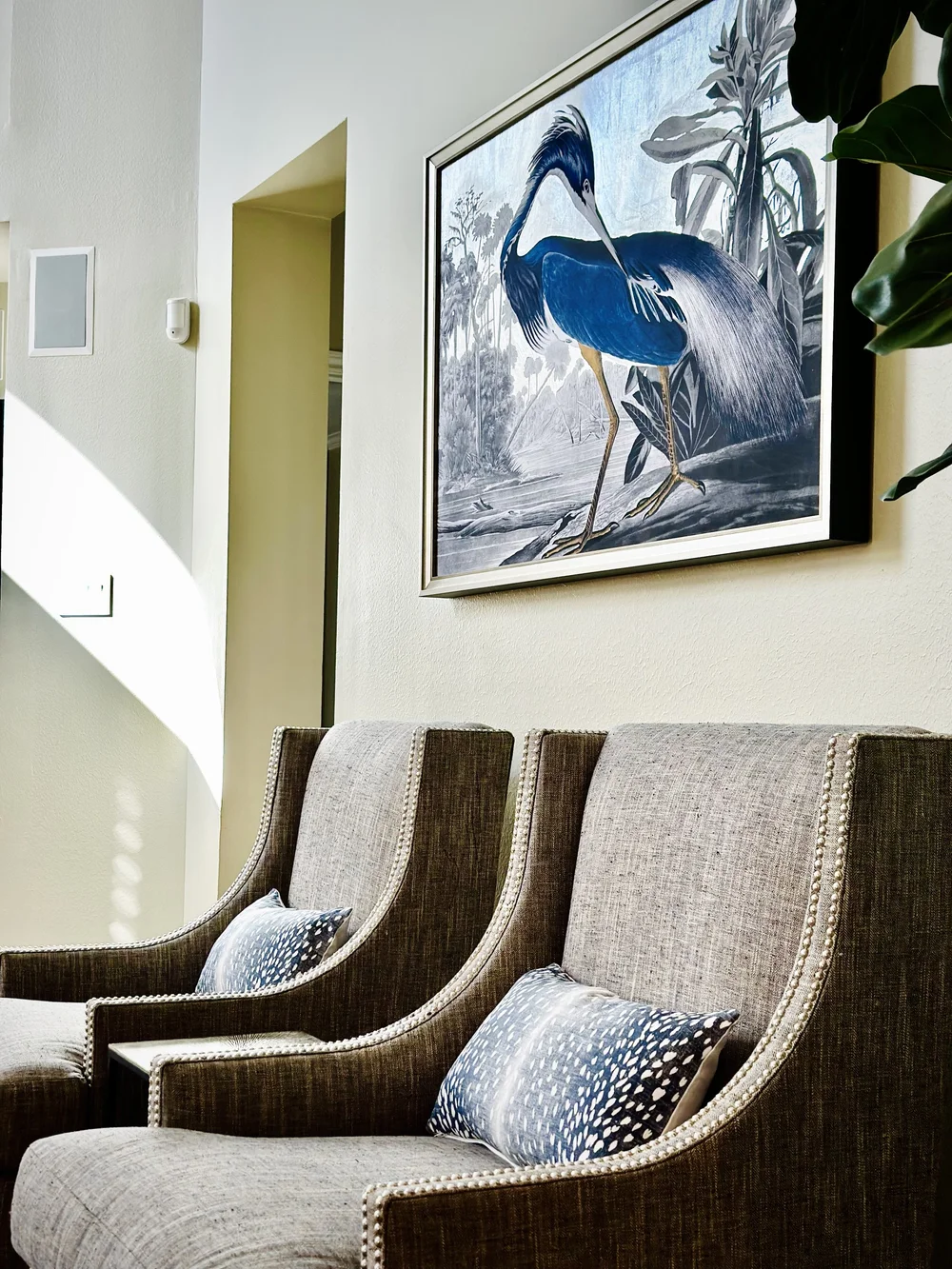 #HeronInSilver #LivingRoomArt