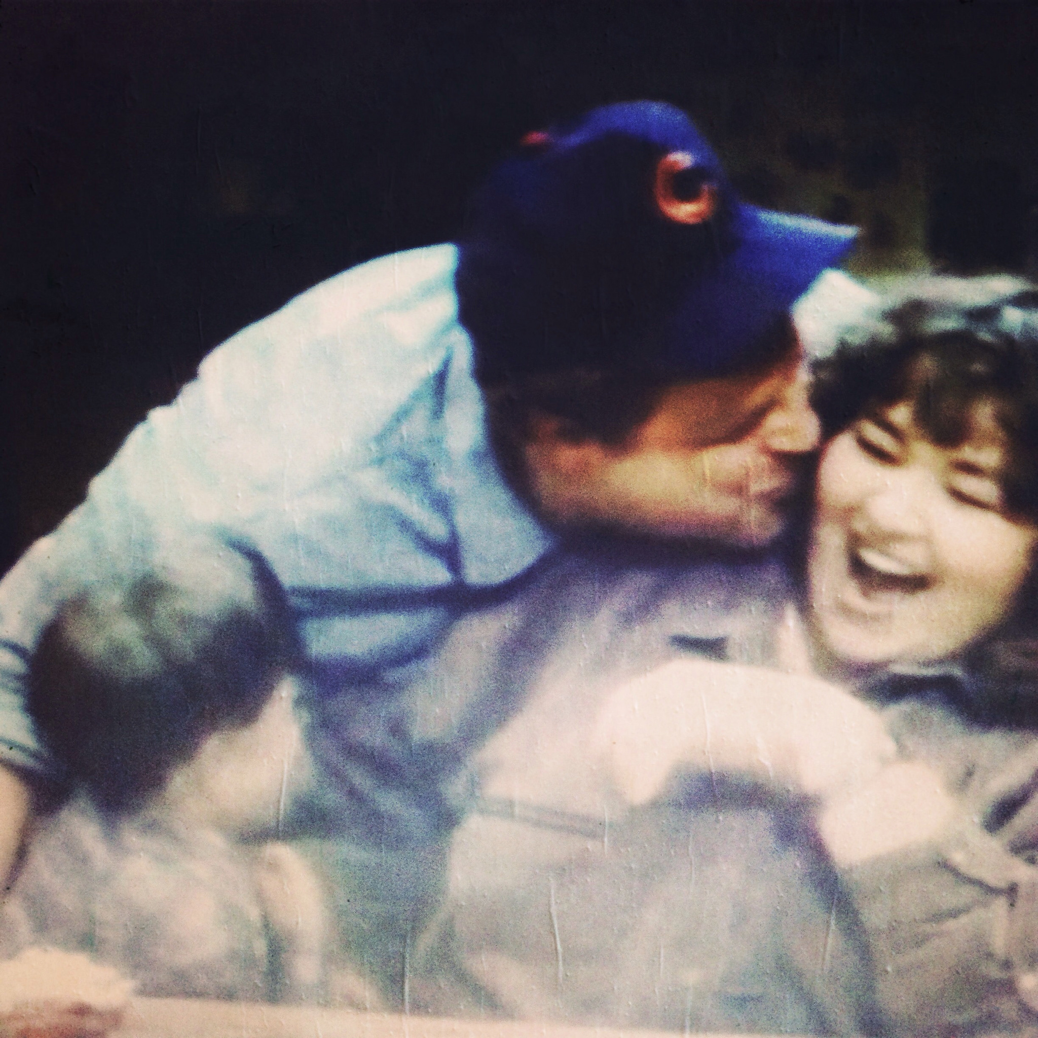 a shot from the season 1 opening for the tv series "Roseanne"
