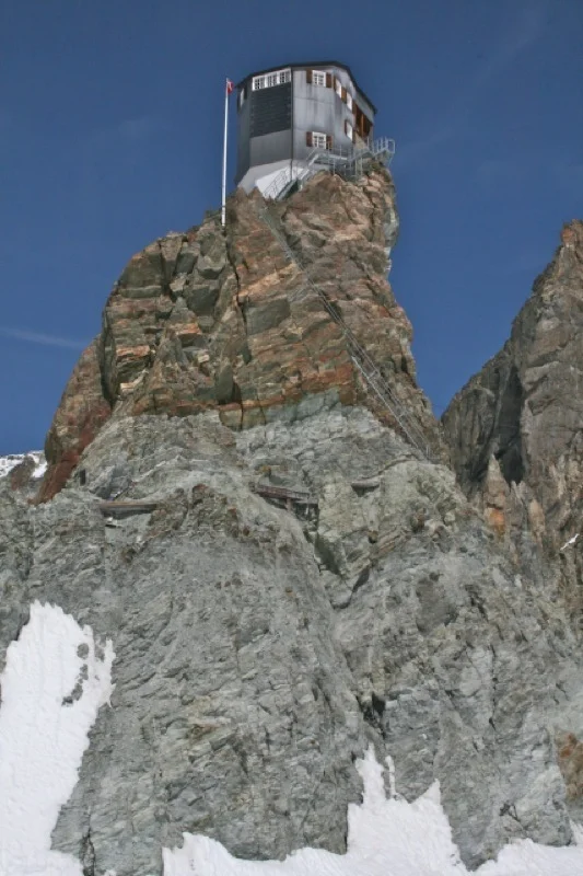 Cabane de Bertol