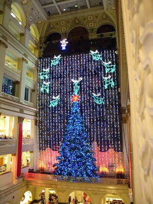 Christmas In Wanamaker 2022 Macy's (Wanamaker's) Holiday Light Show — Control Geek