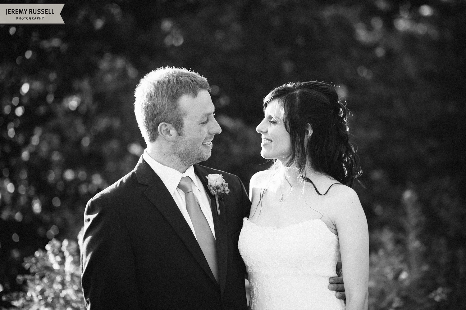 Jeremy-Russell-12-Crest-Wedding-16.jpg