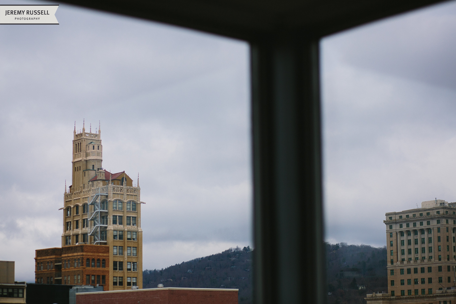 Jeremy-Russell-1312-Venue-Wedding-Asheville-03.jpg