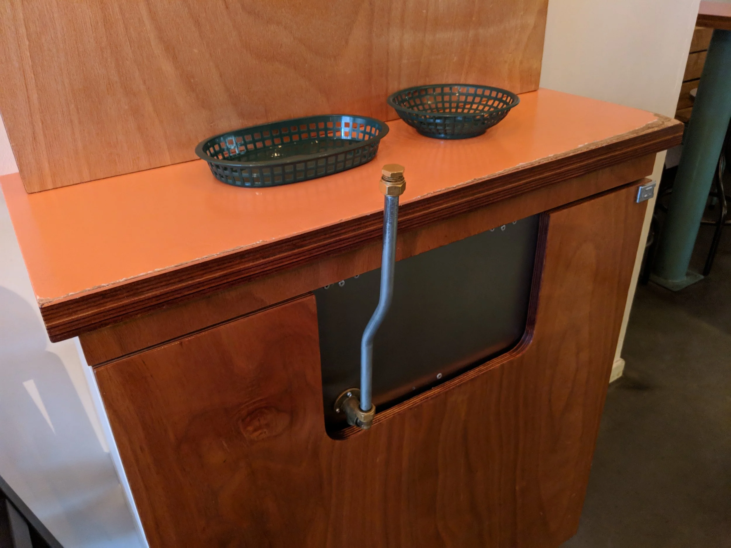 Trash Can Handle Restaurant Utrecht, Netherlands 1.jpg