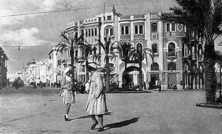 Benghazi in 1938, under Italian rule (image from Wikipedia)
