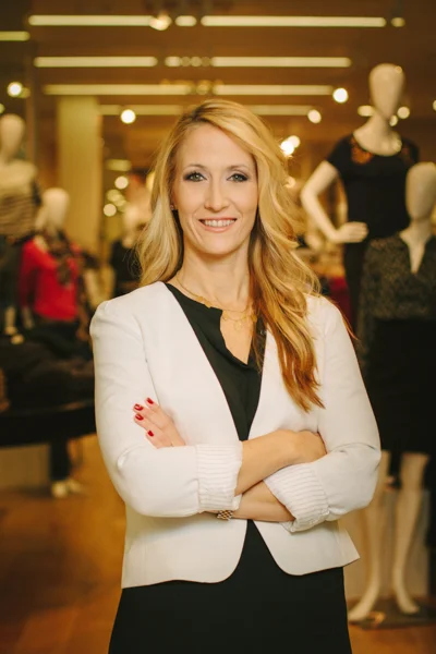 Lori T portrait.jpg
