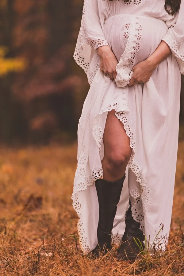 Vaughan_MeganVaughanPhotography_LynchburgMaternityPhotographer0025_low.jpg