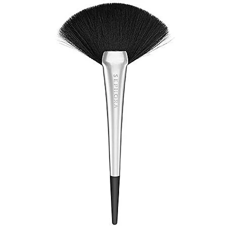 Sephora highlight fan brush.jpg