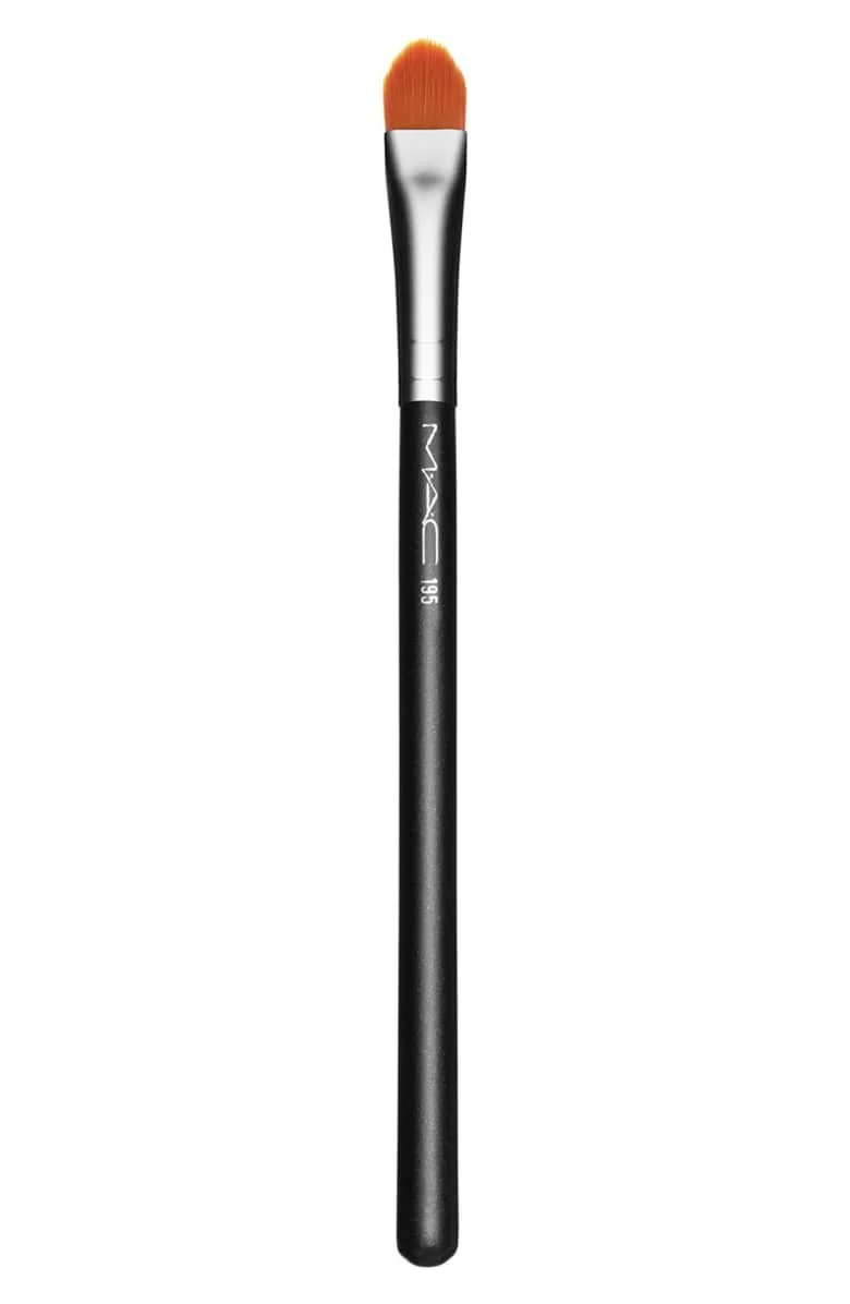 mac Concealer Brush.jpeg