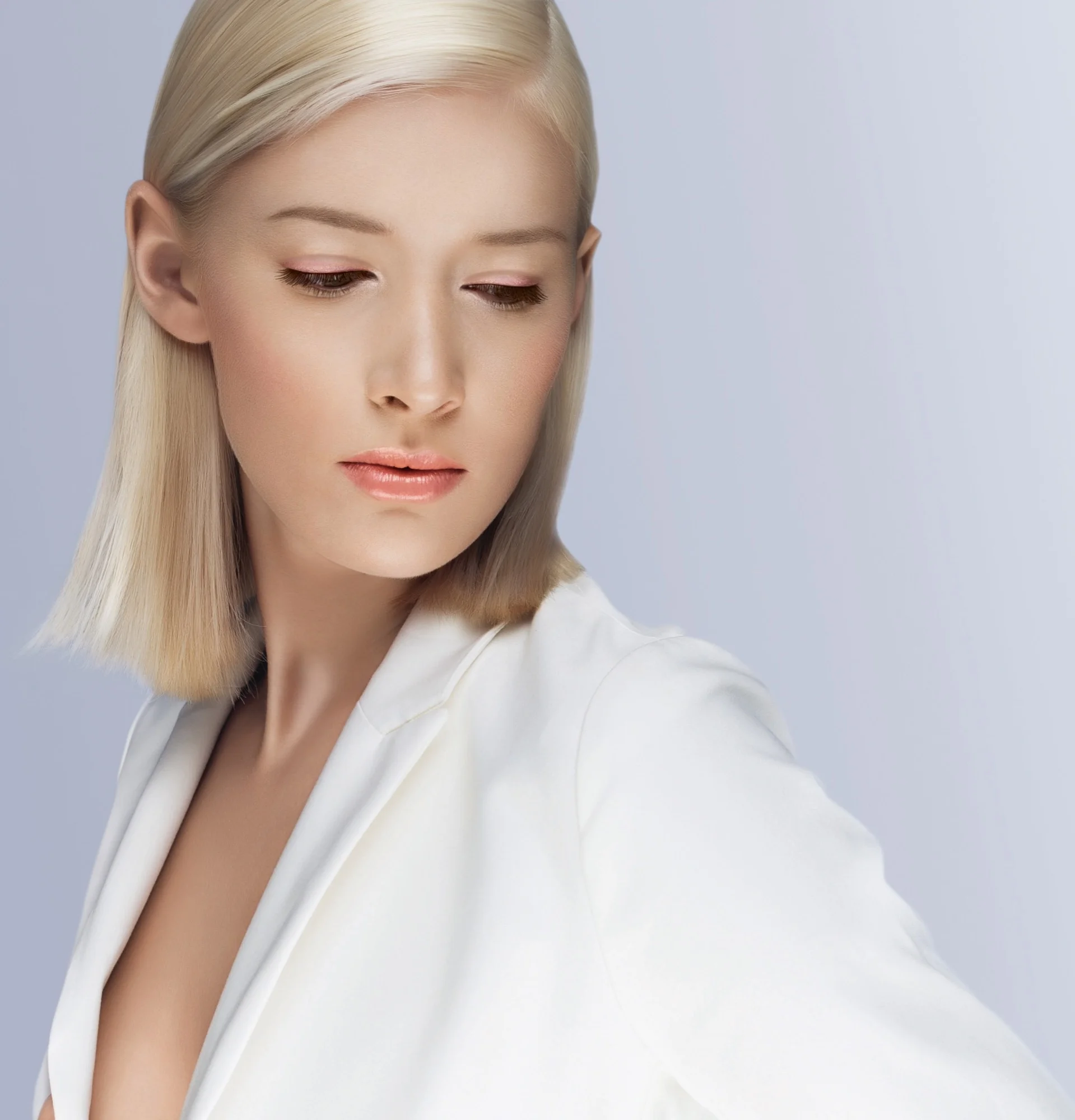 bab04.01com-babor-ageid-spring-summer-look.jpg