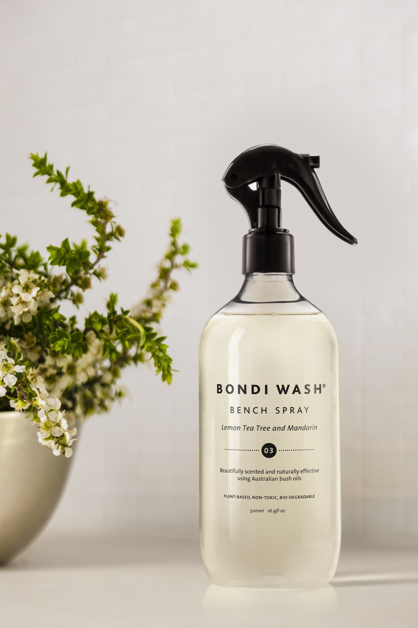 51688475f2-Bench-Spray_Lemon-Tea-Tree-&-Mandarin_500ml.jpg