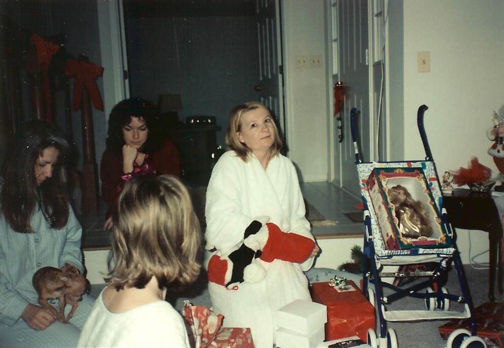 Look at how short my hair was! And that's her "What did you do, Dave?" face. 