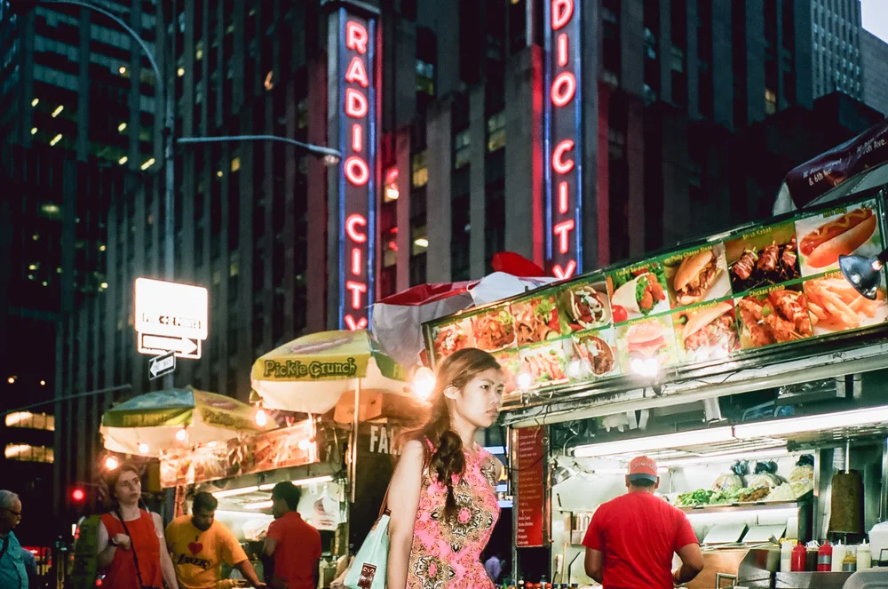 f65cb-02-newyorkfashionweek-radiocityatnight-kodakportra400.jpg