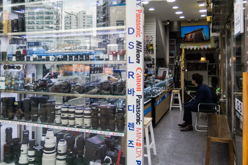 2eace-camera-stores-asia-stalman-13.jpg