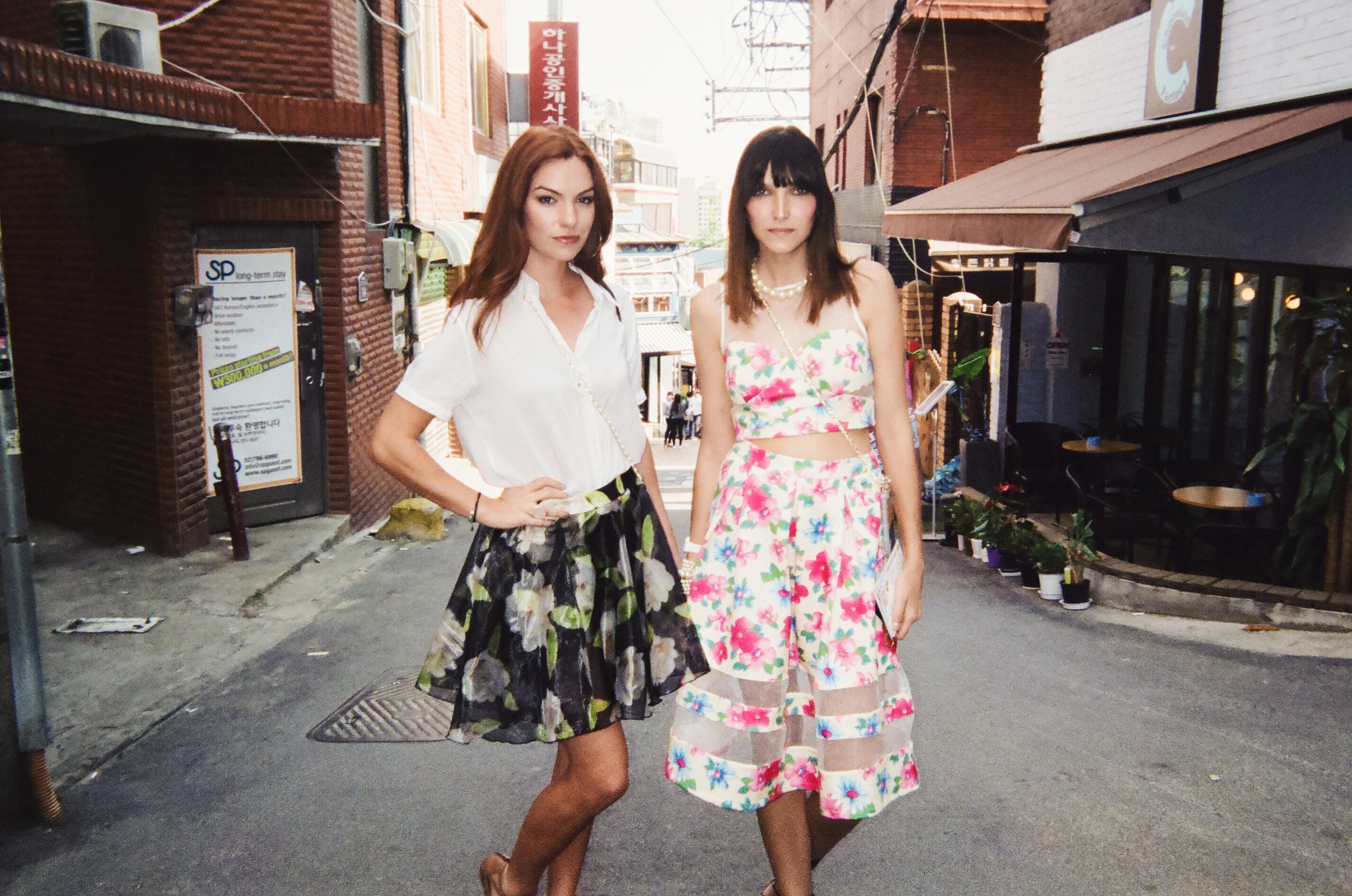 Devon and Ania are ready for a day out in Gangnam