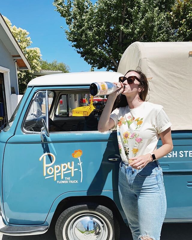 This weekend all my crazy dreams came true and we opened a little flower truck named Poppy. Thanks for all the love, friends ❤️