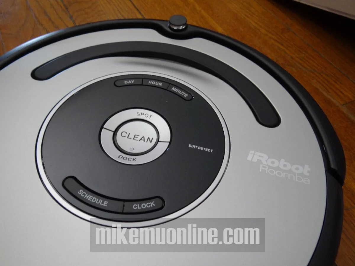 Roomba 560 Top